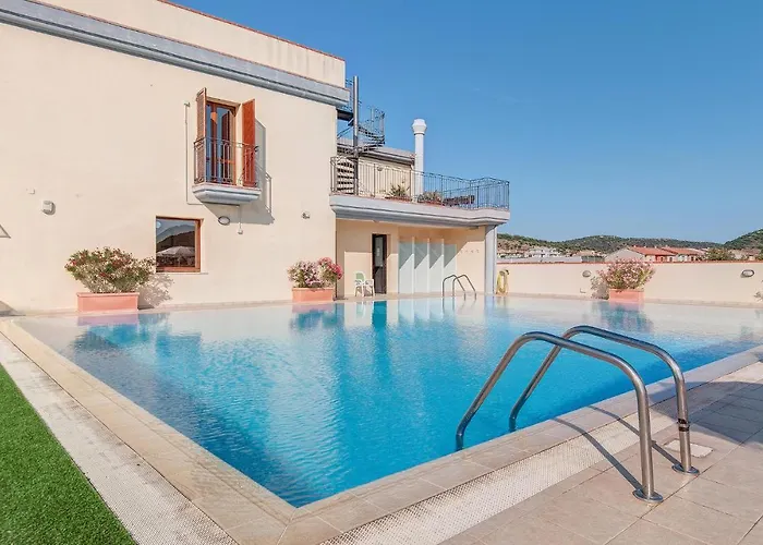 Bilo 3 فيلاّسيمِيوس